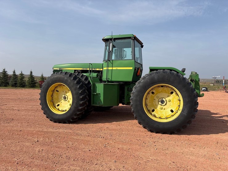 john-deere-8850-image-9