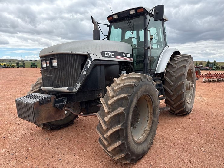 1998-agco-white-8710-image-1