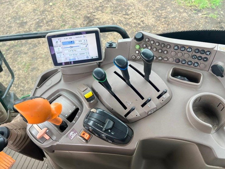 2012-john-deere-6125r-image-6