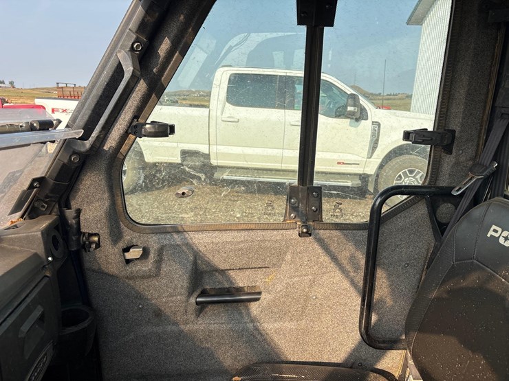 2014-polaris-ranger-image-12