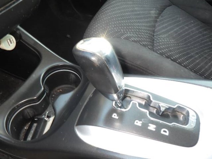 2015-dodge-caravan-image-8
