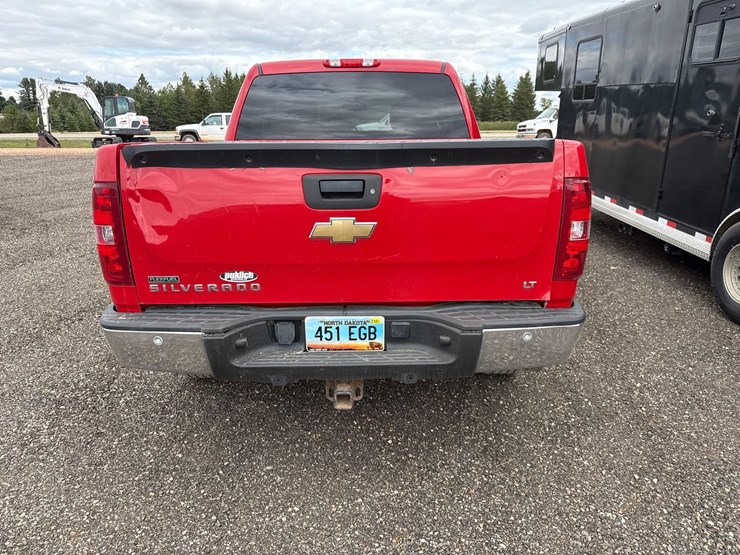 2011-chevrolet-k1500-image-5