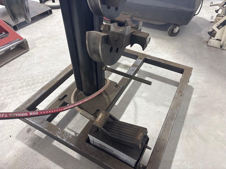spx-power-team-b-tubing-bender-image-9
