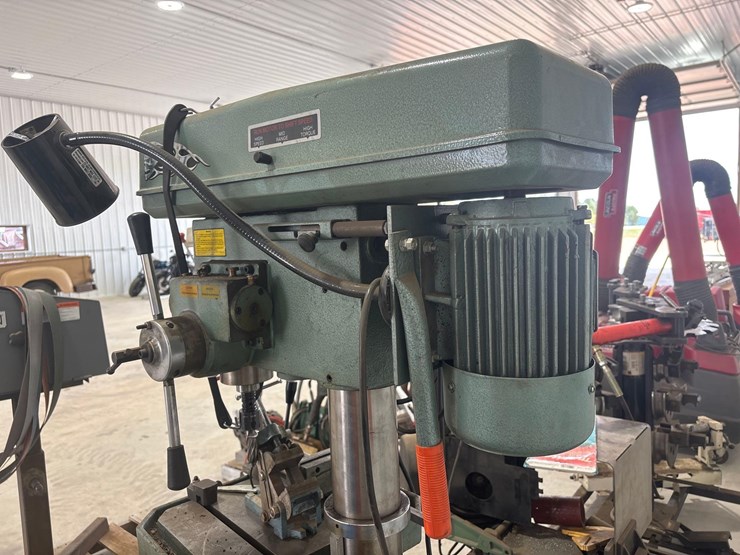 ellis-9400-drill-press-image-13