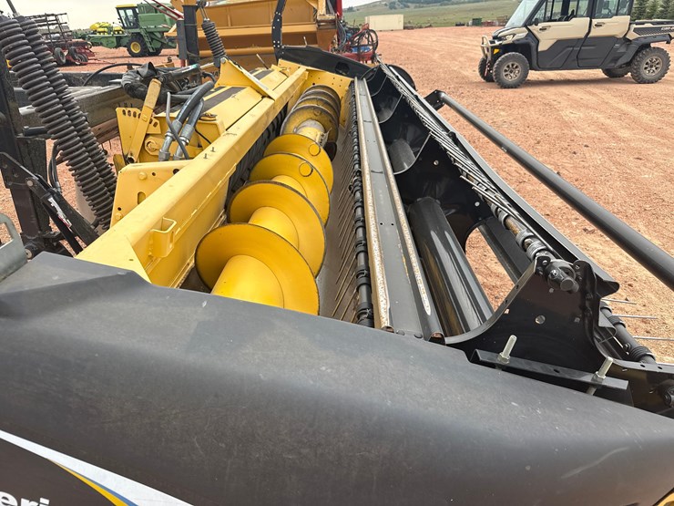 new-holland-2330bf-image-9