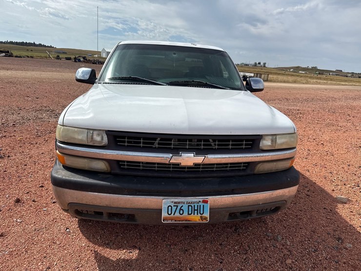 2002-chevrolet-1500-image-2