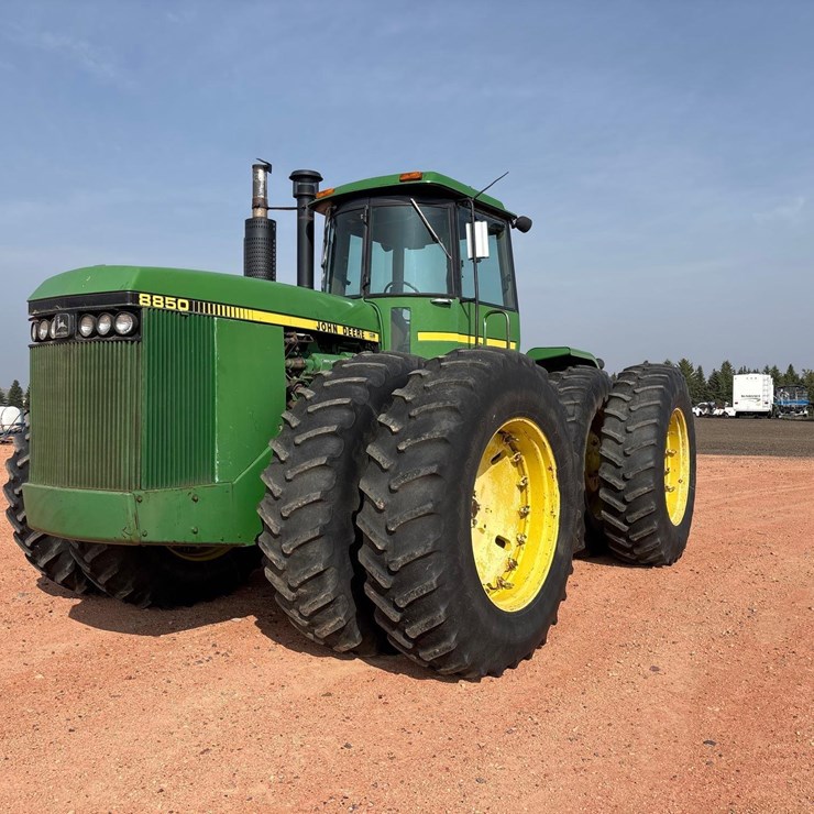 JOHN DEERE 8850