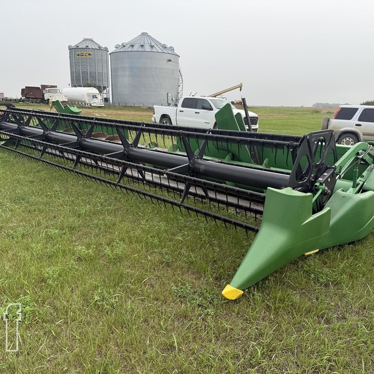 JOHN DEERE 635F