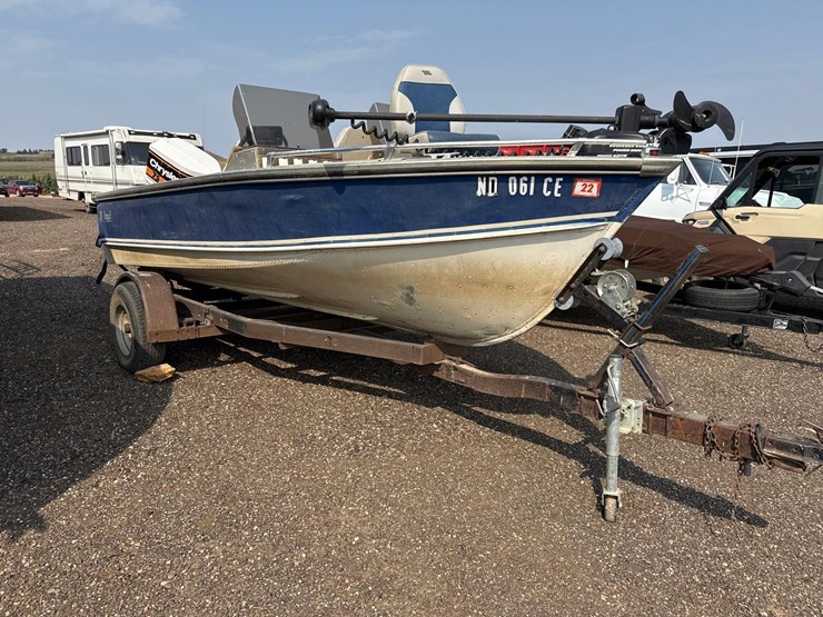 lund-vfr-15-boat-image-2