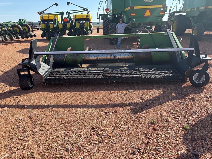 john-deere-224-image-5