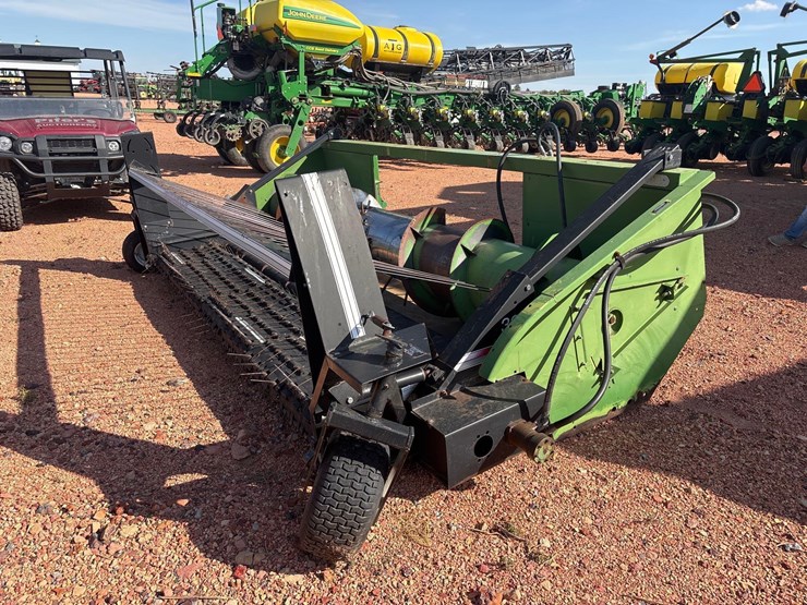 john-deere-224-image-4