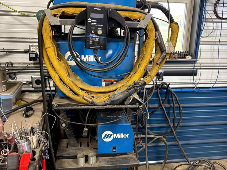 miller-xr-control--welder-image-1