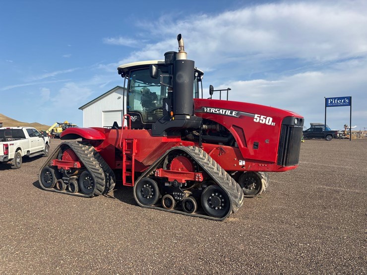 2015-versatile-550dt-image-20