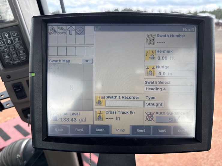 2013-case-ih-600-image-12