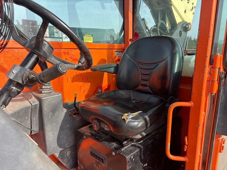 2013-jlg-g9-43a-telehandler-image-22