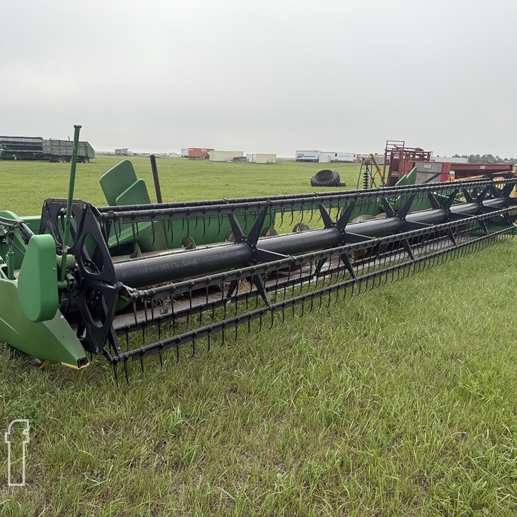 JOHN DEERE 630F
