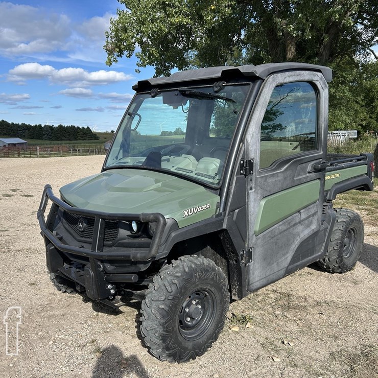 2018 JOHN DEERE GATOR XUV 835R