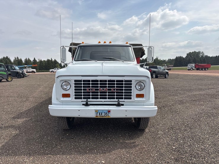 1972-gmc-5500-image-2