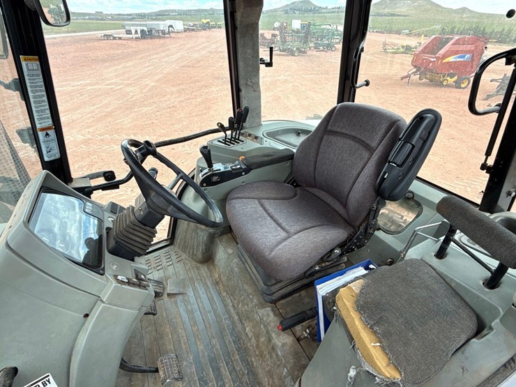 1998-agco-white-8710-image-9
