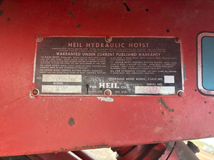 1972-gmc-5500-image-19