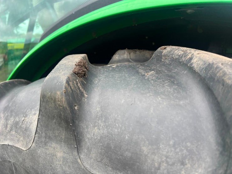 2012-john-deere-6125r-image-3