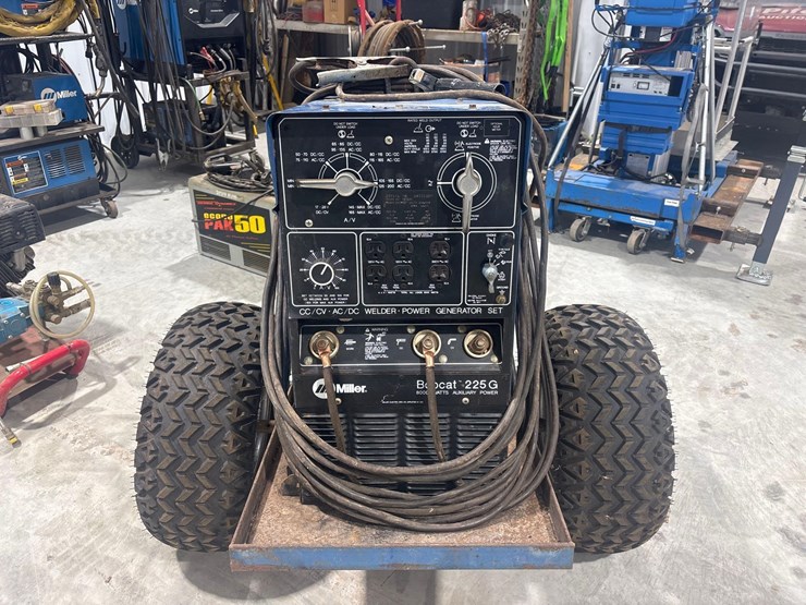bobcat-225g-welder/generator-image-1