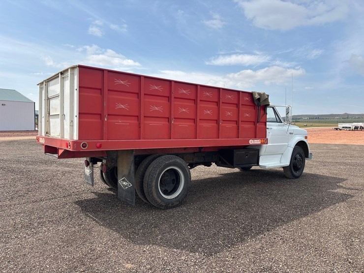 1972-gmc-5500-image-6