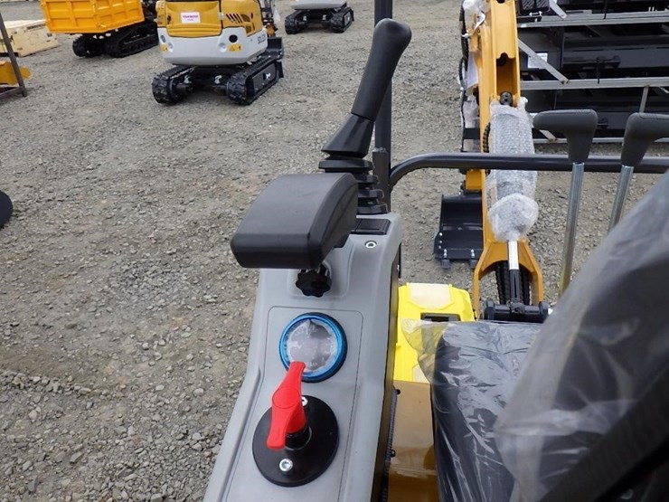2025-sdlanch-sdle20-hydraulic-excavator-image-23
