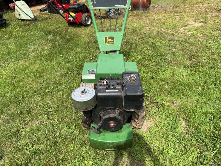 john-deere-820-image-3