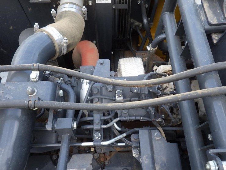 2016-komatsu-hm400-5-image-32