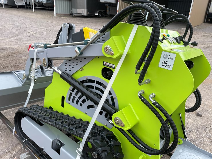 #2026-•-mini-skid-steer-loader-image-16