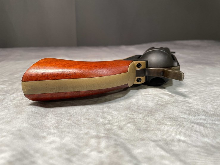 #5163-•-stoeger-cattleman,-45-colt-revolver,-sn:-um3413,-(neenah,-wi)-image-35