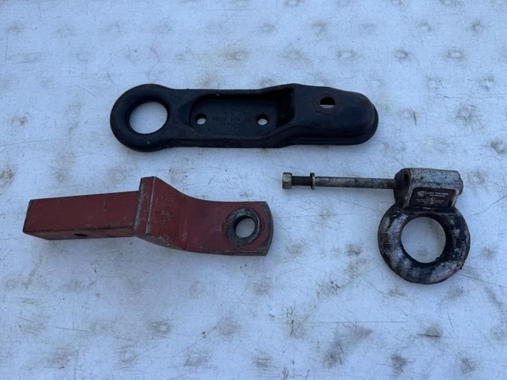 tow-ring-&-trailer-hitch-ball-mount-image-1