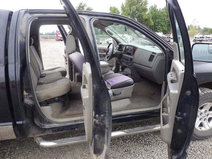 2006-dodge-ram-1500-image-12