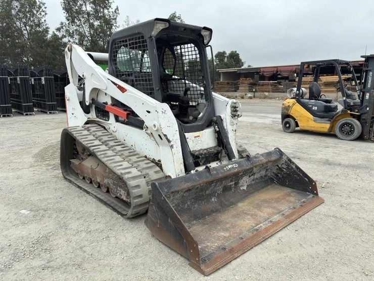 2019-bobcat-t770-image-2