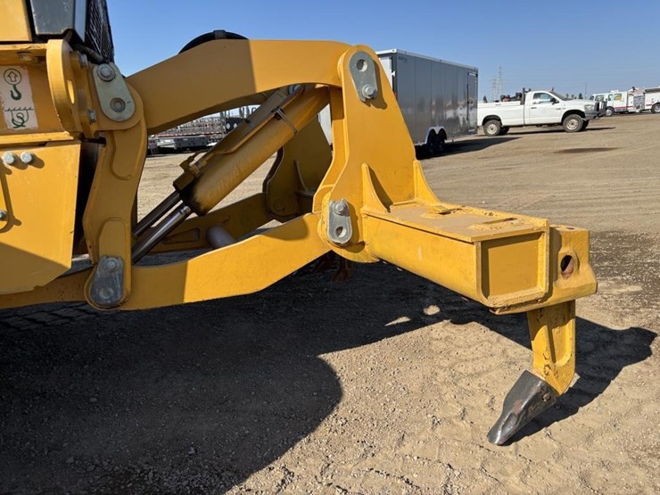 2012-deere-672gp-image-26