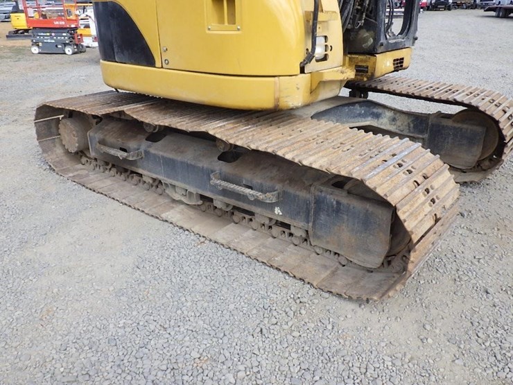 caterpillar-314d-hydraulic-excavator-image-37