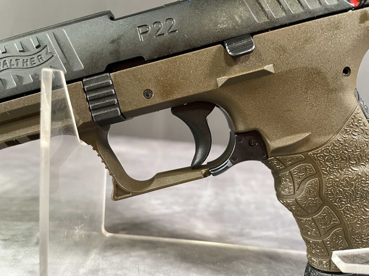 #5151-•-walther-p22q-military,-22-lr-pistol,-sn:-wa453979,-(neenah,-wi)-image-19