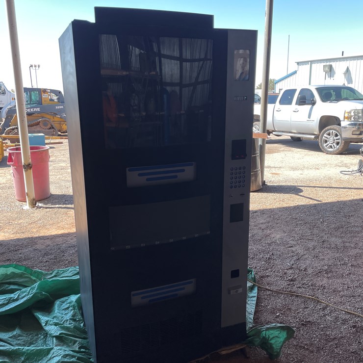 #1600 • Vending Machine (Off-site in Alamogordo)
