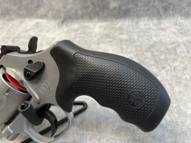 #4507-•-smith-&-wesson-69-combat-magnum,-44-mag.-pistol,-sn:-drx0955,-(princeton,-mn)-image-5