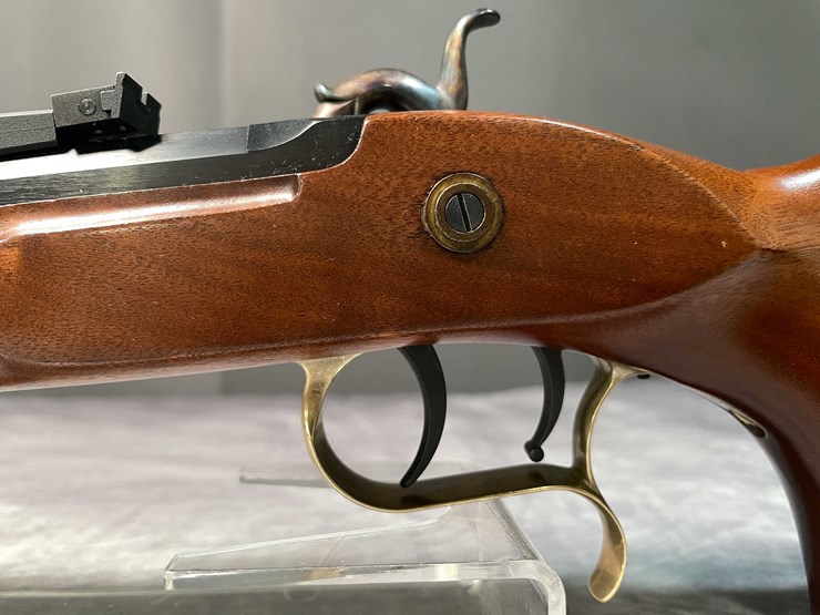 #5177-•-thompson-j.-center-arms,-.45-cal.-muzzleloader,-sn:-34615,-(neenah,-wi)-image-16