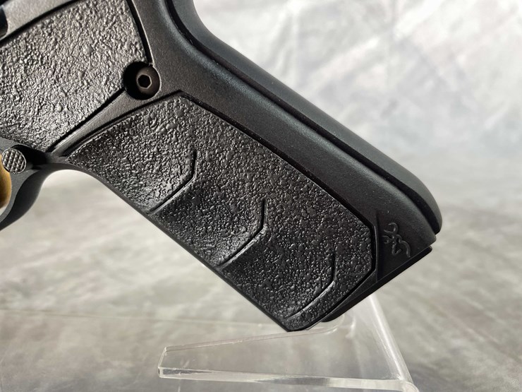 #5162-•-browning-buck-mark,-micro-bull-ufx-22-lr-pistol,-sn:-brus02381ym515,-(neenah,-wi)-image-15