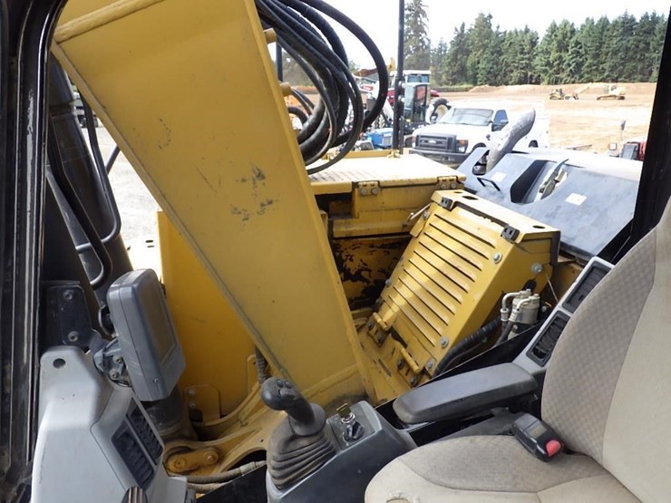 caterpillar-314d-hydraulic-excavator-image-23