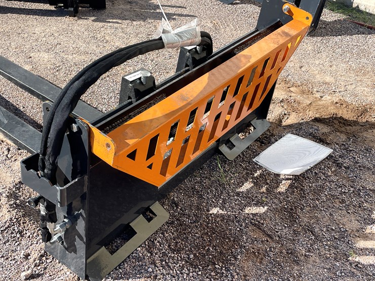 #2032-•-skid-steer-pallet-fork-hydraulic-adjustable-image-6