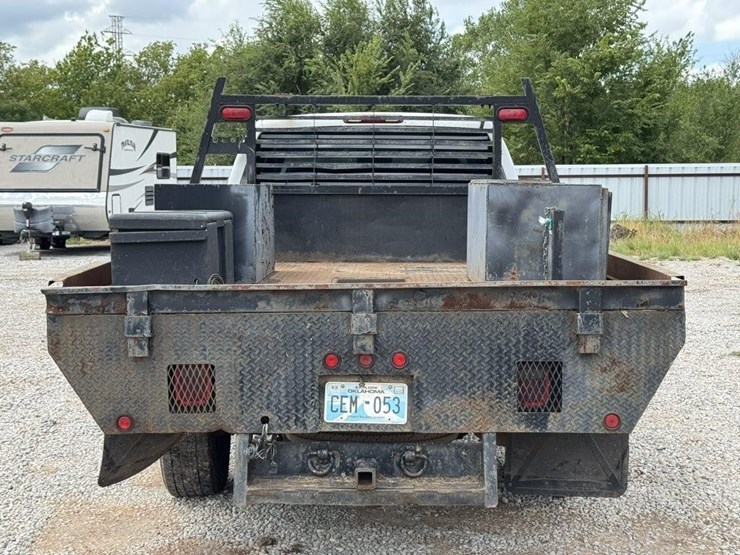 2003-chevrolet-silverado-image-26