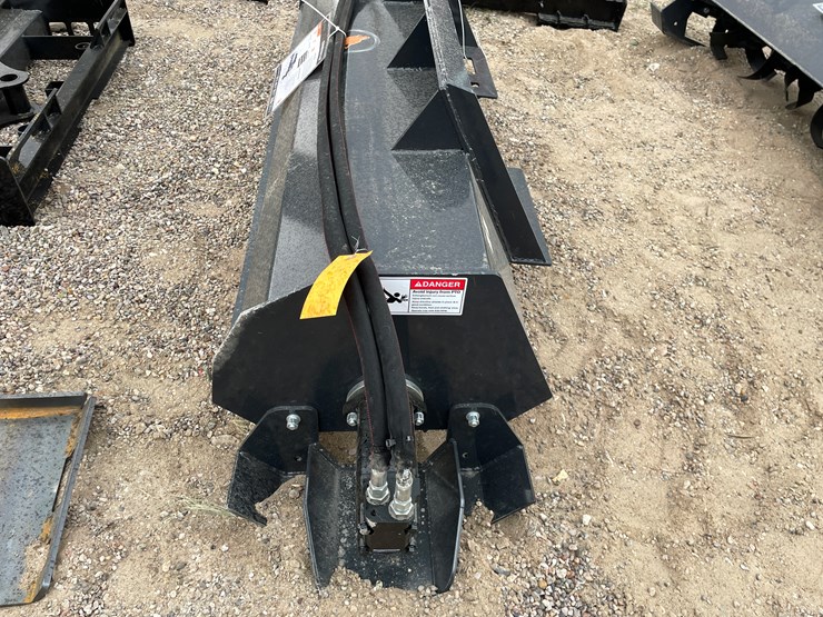 #2009-•-skid-steer-tiller-image-3