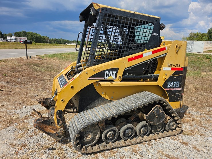 caterpillar-247b-image-4