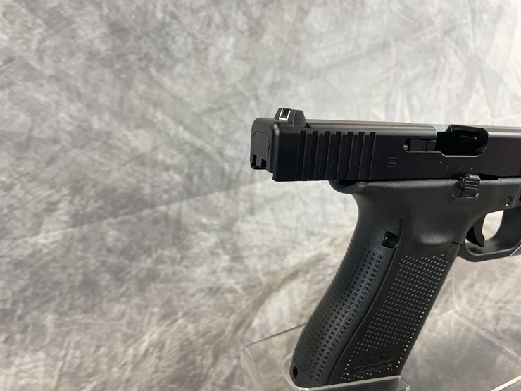#5140-•-glock-g45,-9mm-luger-pistol,-sn:-brkw514,-(neenah,-wi)-image-14