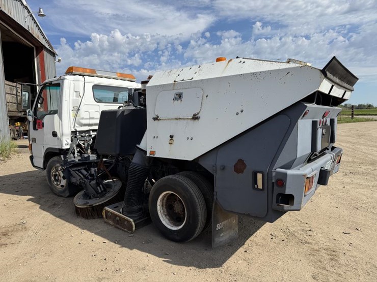 2003-gmc-w4500-image-3