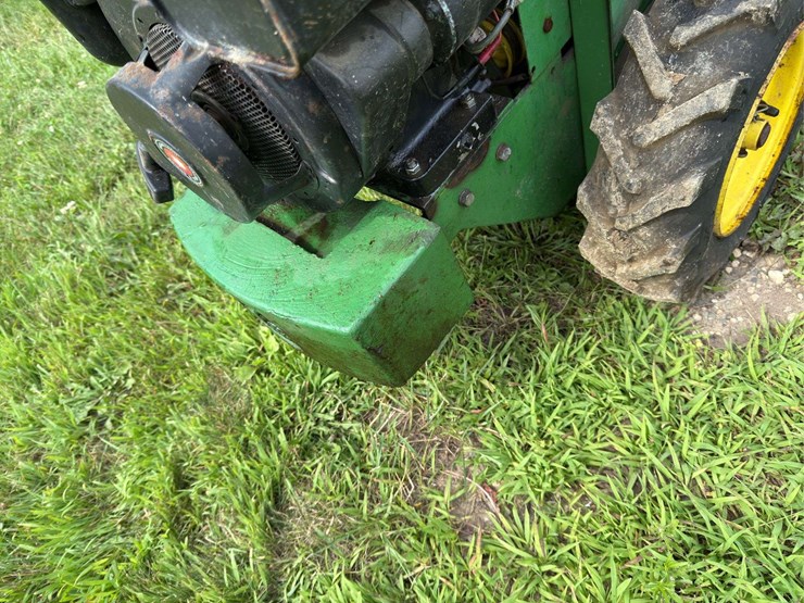 john-deere-820-image-14